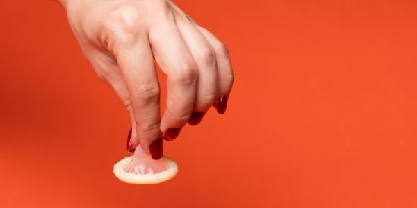 Placer le préservatif